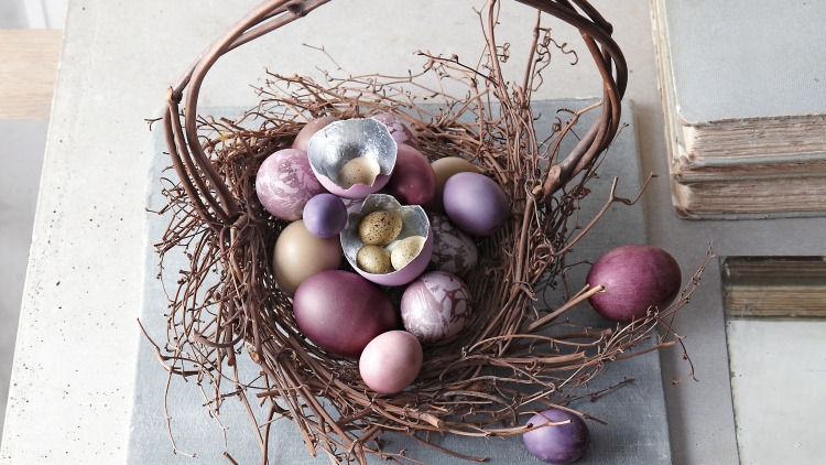 panier-Paques-panier-oeufs-décorés panier de Pâques