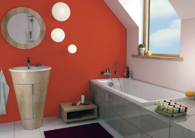 peinture-salle-bain-orange-chaud-vasque-pied peinture pour salle de bain