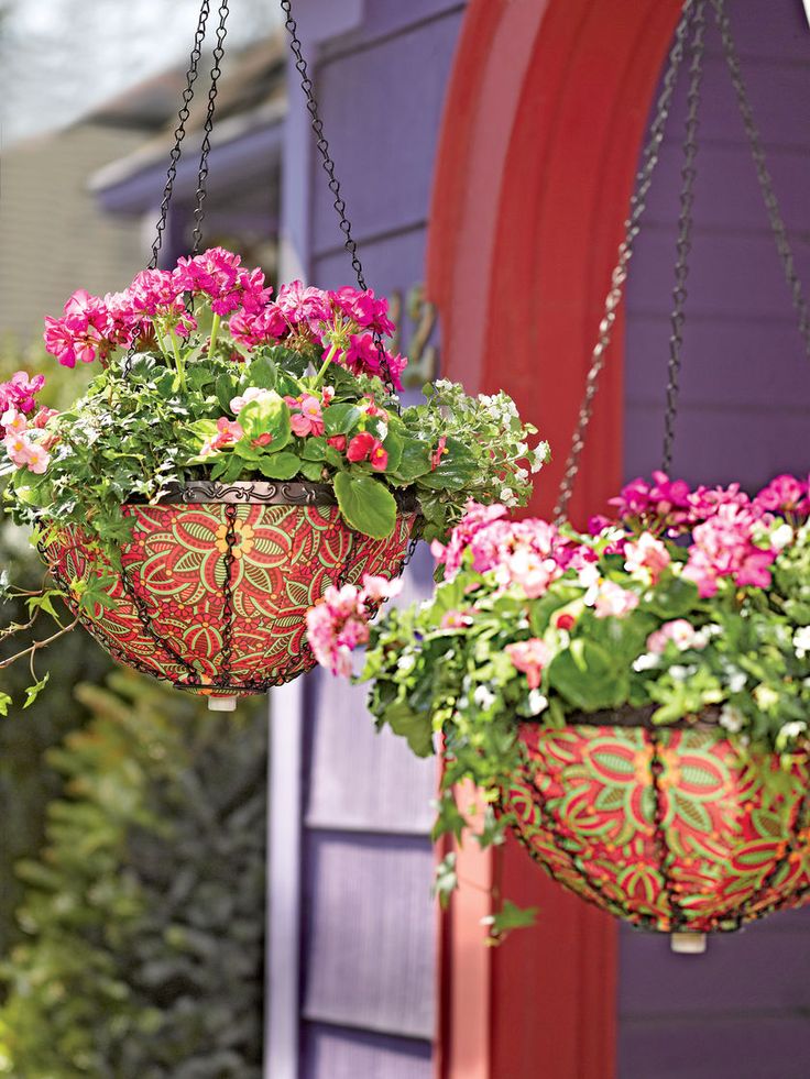 pot-fleurs-suspendu-original-motifs-chaîne-géranium pot de fleurs suspendu