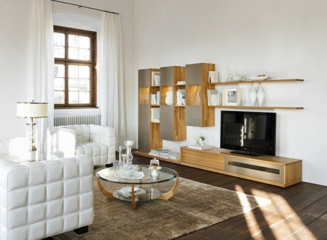 salon design meuble bois clair verre coloré Juwel-Team-7