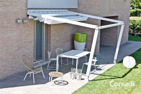 aménagement-terrasse-auvent-retractable-Corradi