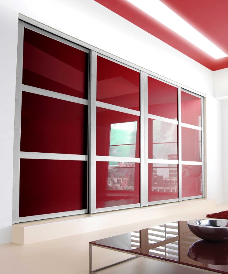 armoire de rangement couleur-rouge-surface-effet-miroir