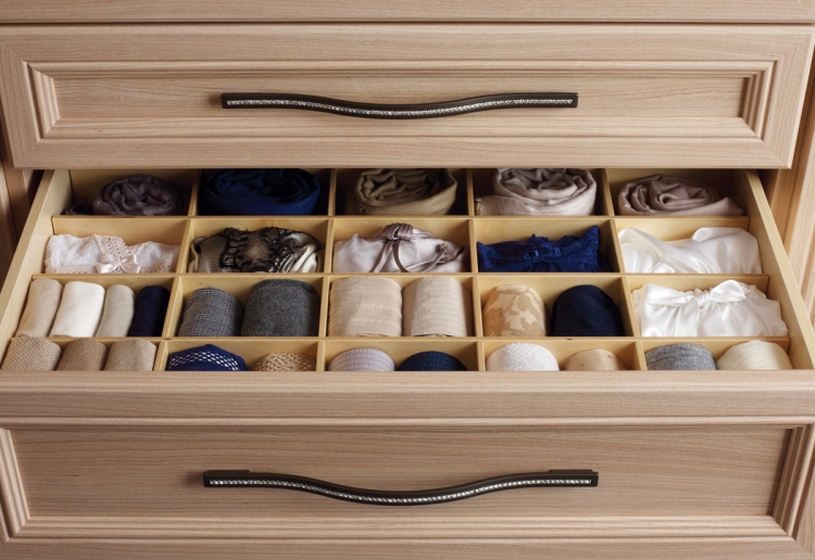 armoire de rangement tiroires-espaces-separes