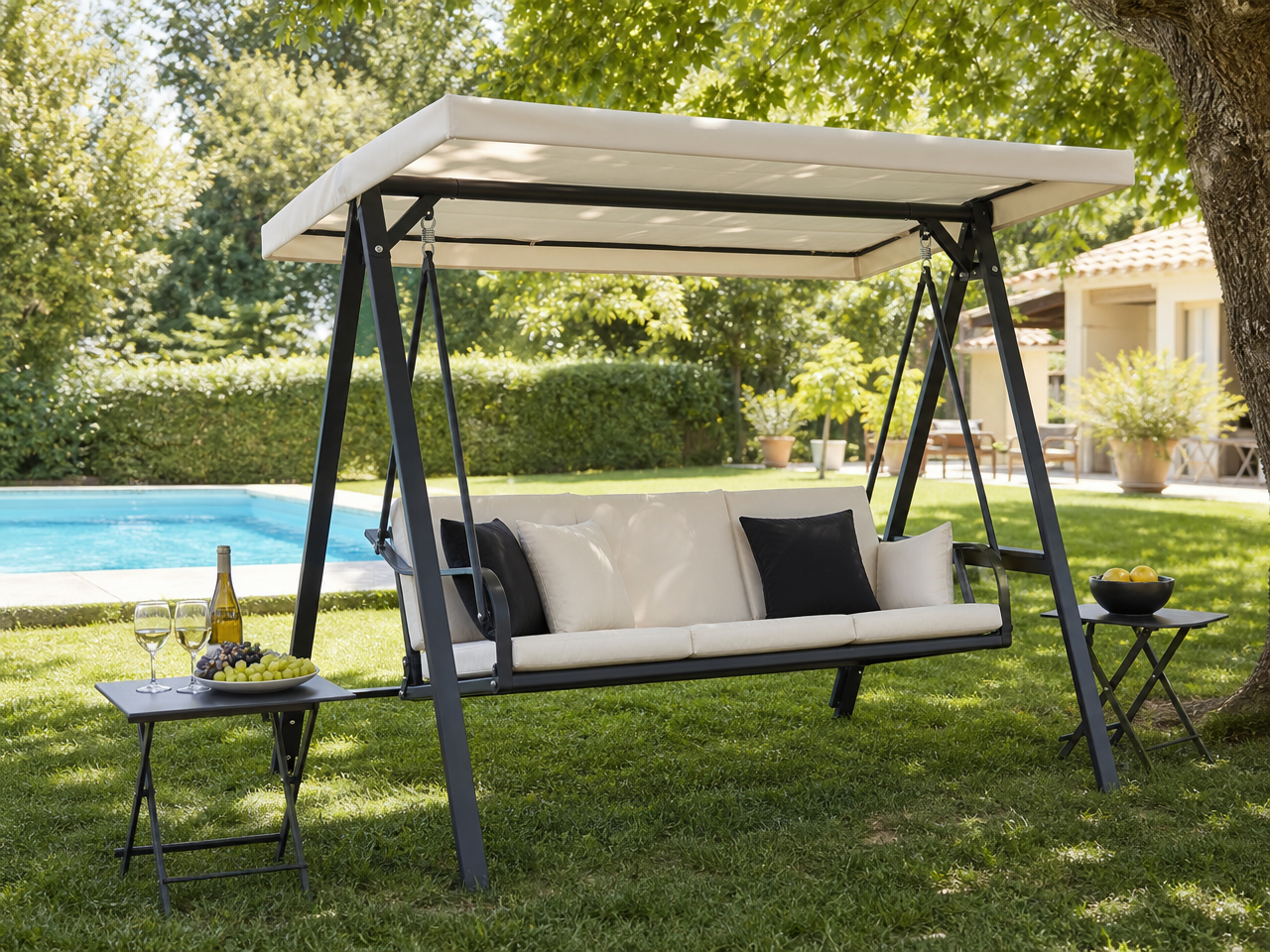 balancelle design Lando par Chiaramonte Marin pour Emu Group