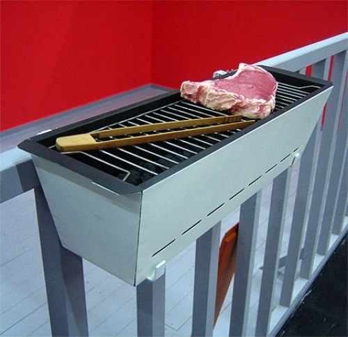barbecue-portable-balcon-garde-corps-metal