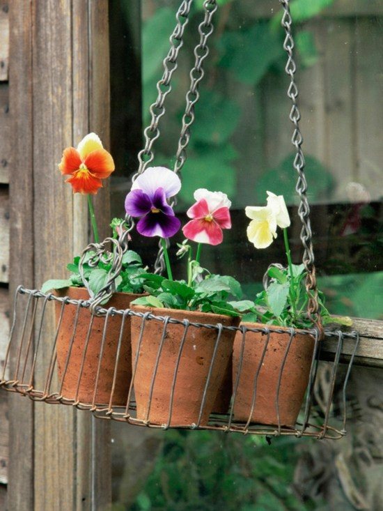 brico-jardin-pot-fleurs-chaînes-pensées