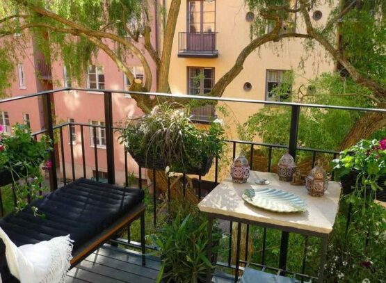 brise-vue-naturel-balcon-plantes-jardinières-supports