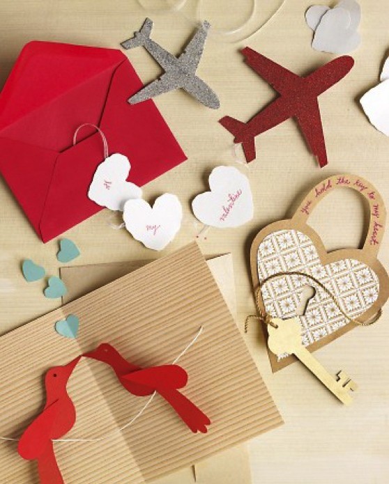 carte-st-valentin-symboles-papier-avions-clés carte de St-Valentin