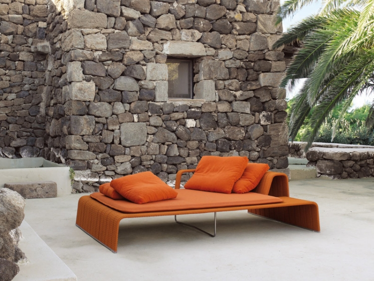 chaise-longue-jardin-orange-design-FRAME-PaolaLenti chaise longue jardin
