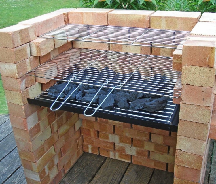 comment construire barbecue en brique terrasse bois