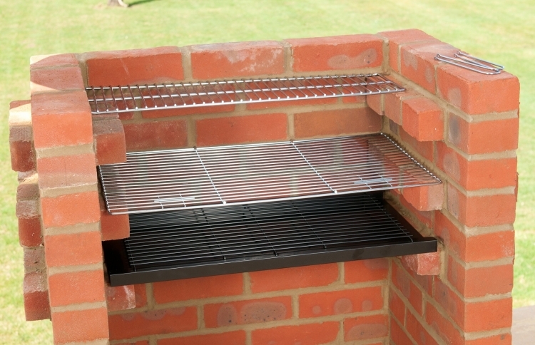 Comment construire un barbecue en brique- guide et photos