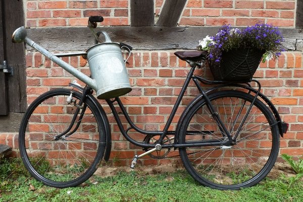 deco-exterieur-champêtre-vélo-fleurs déco extérieur