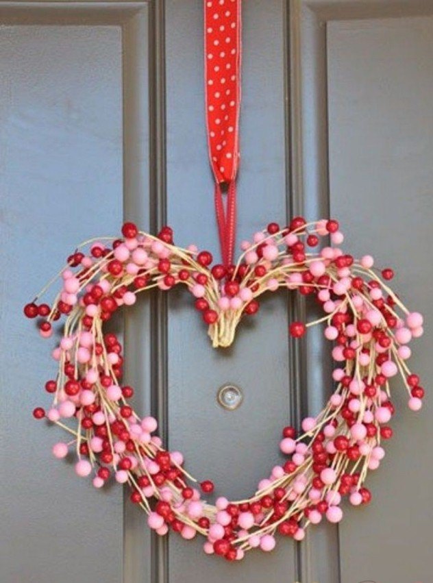 deco-st-valentin-coeurs-couronne-porte cœur d'amour