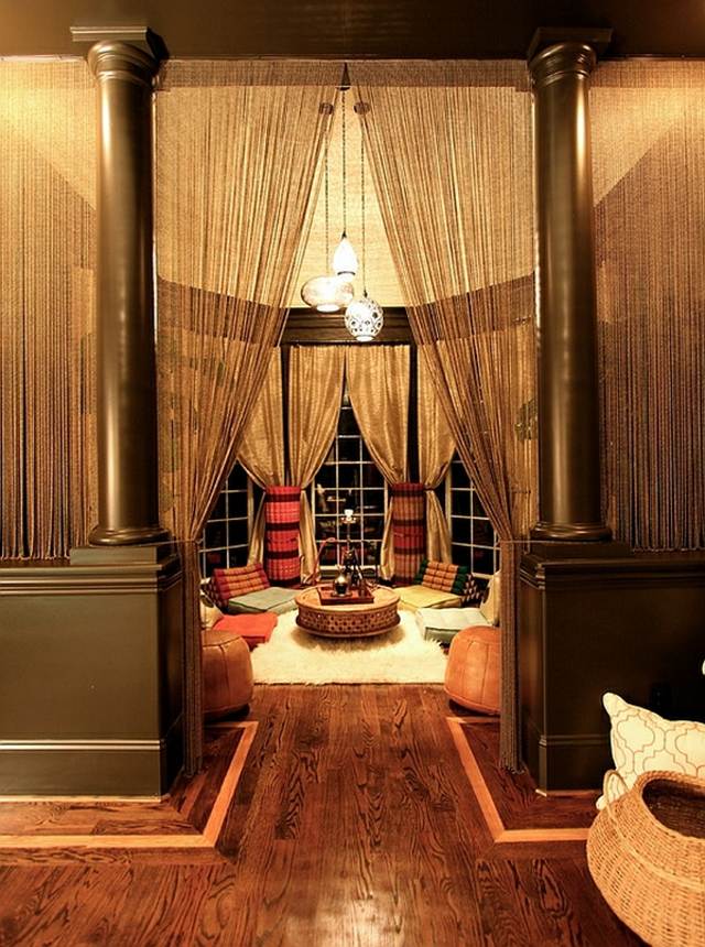 décoration salon marocain poufs-coussins-sol-Jason-Dallas-Design