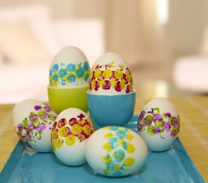 décoration œufs de Pâques papier-bulle-peinture-acrylique
