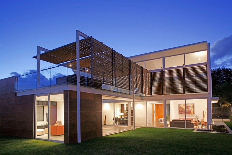 Garde corps en verre, bois ou métal pour le balcon moderne? Inspiration Balcon Maison