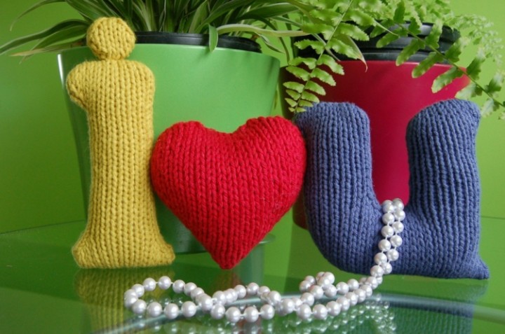 idée-saint-valentin-lettrage-amour-tricoté idée Saint-Valentin