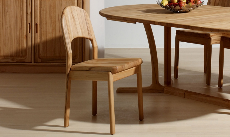 meuble bois massif table-bois-forme-ovale