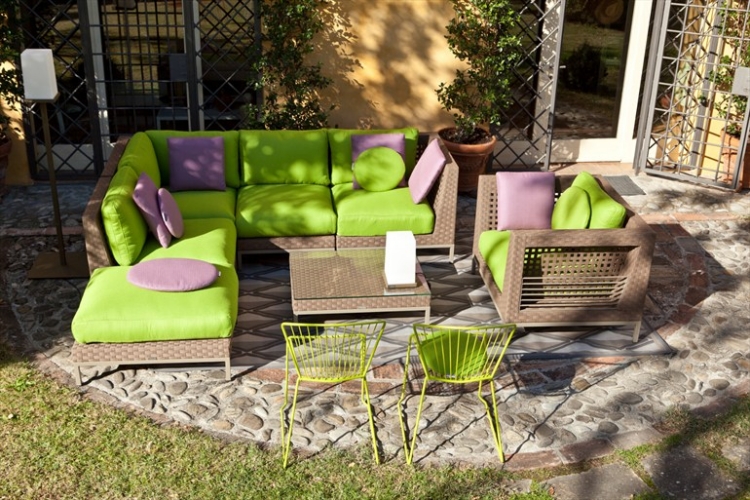 meubles-jardin-plastique-coussins-vert-coussins-VIncaPourToi-Corradi