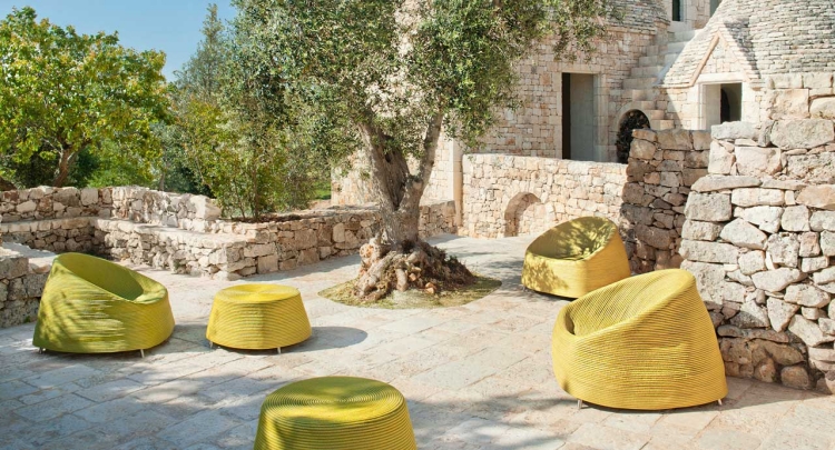 mobilier extérieur italien Paola Lenti fauteuil ottoman Afra