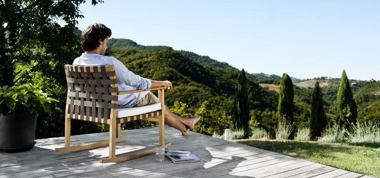 mobilier-jardin-teck-Tribu-chaise-bois-design-élégant