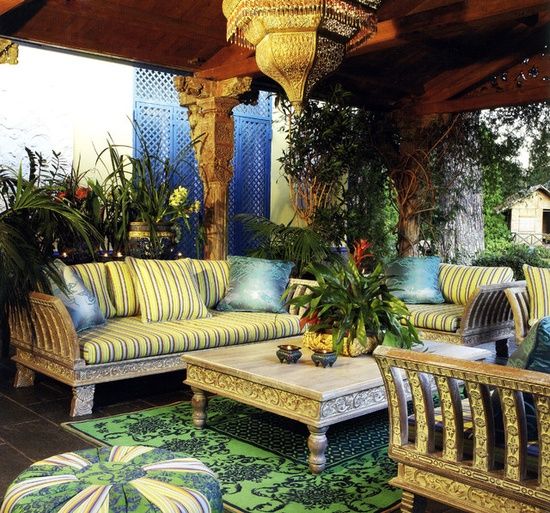 pergola-couverte-bois-terrasse-mobilier-élégant pergola couverte