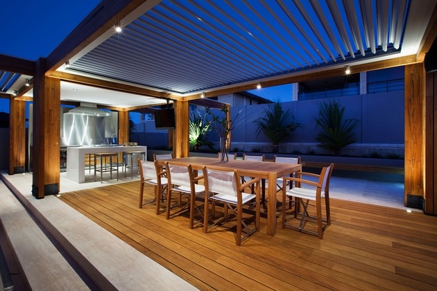 terrasse-en-bois-moderne-beau-luminaire-coin-repas