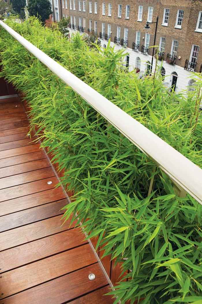 terrasse et jardin bois spots-LED-brise-vue-bambou