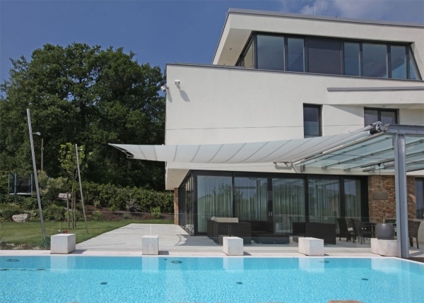 voile ombrage rectangulaire rétractable terrasse piscine-Sun-Square