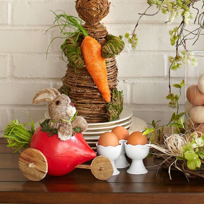 Joyeuses-Pâques-deco-de-table-porte-oeufs-carrot-lapin