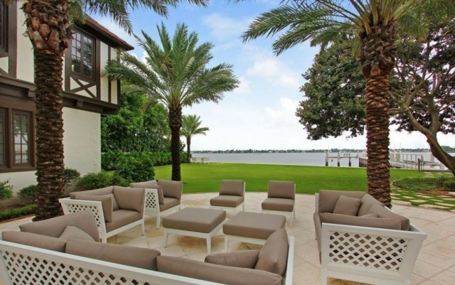 aménagement terrasse palmier-meubles-jardin