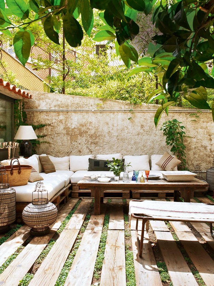 aménagement terrasse -salon-jardin-palettes-bous-style-oriental