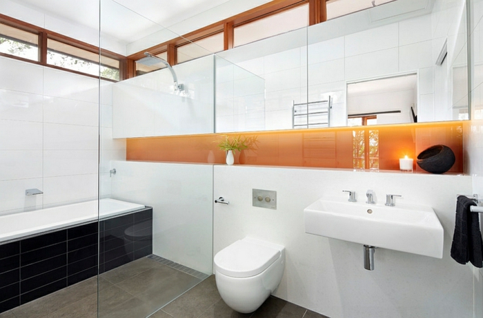 aménagement-salle-de-bains-noir-orange-blanc