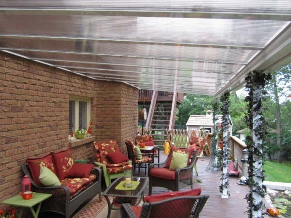 aménagement-terrasse-choisir-materiau-plexiglass
