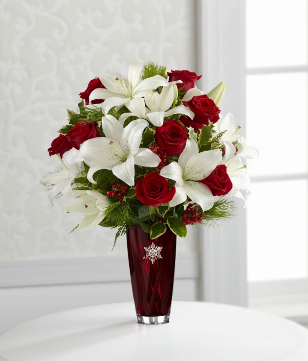 bouquet-de-fleurs-Saint-Valentin-roses-vase