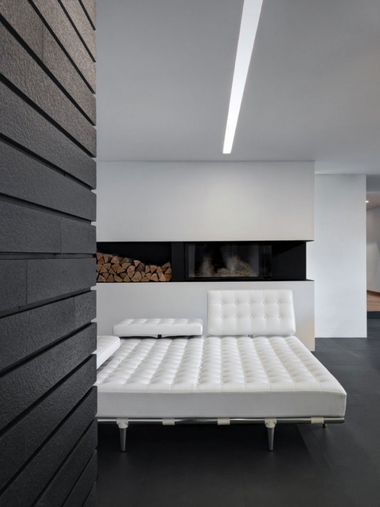 cheminée-contemporaine-salon-bois-moderne-minimaliste