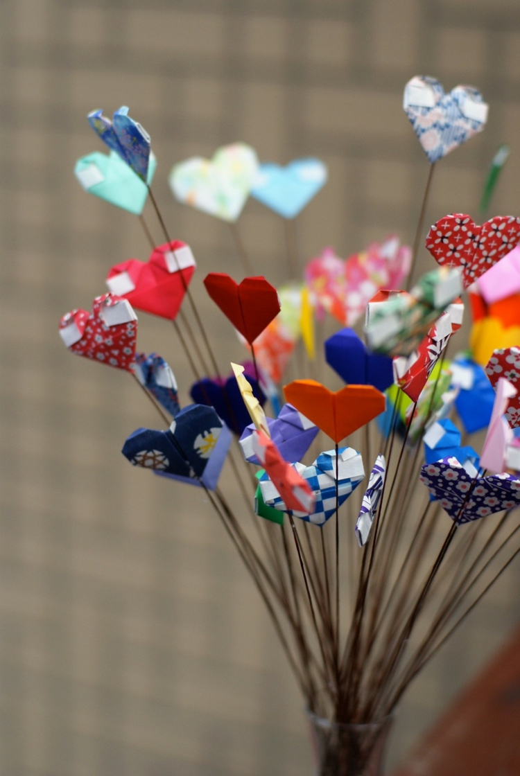 deco-st-valentin-petit-prix-coeurs-origami déco St Valentin