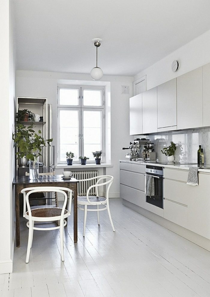 design scandinave cuisine blanche armoires sans poignées