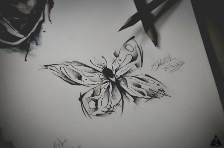 dessin-tatouage-aquarelle-papillon-noir dessin tatouage