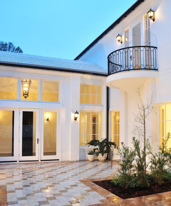 Garde corps extérieur sur le balcon – designs et matériaux Inspiration Balcon Maison