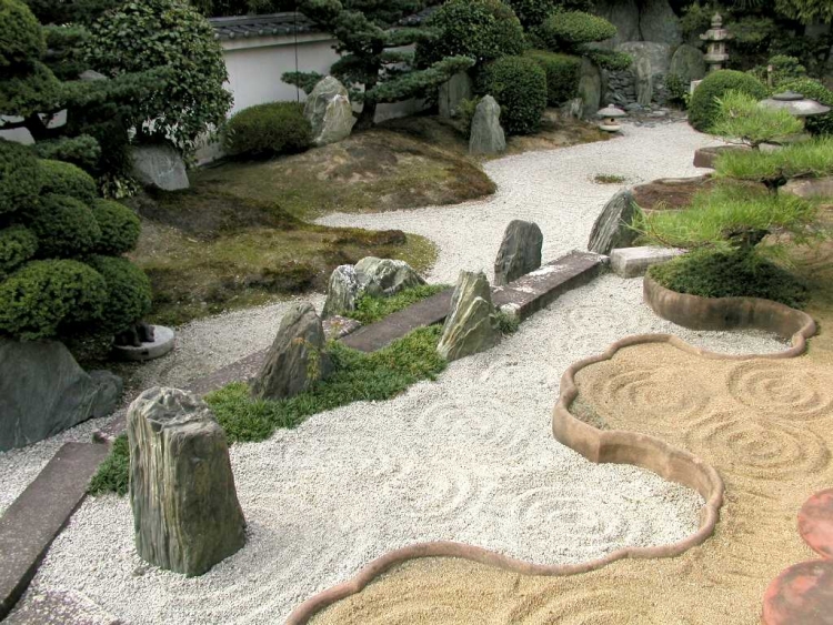 jardin-feng-shui-cailloux-arbres-bas-pierres