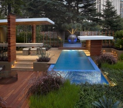 jardin paysager terrasse bois salon-bassin-moderne