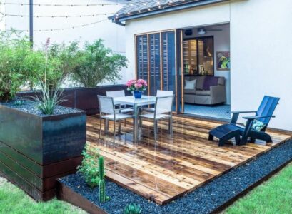 jardin-terrasse-revetement-sol-bois-coin-repas-chaise-longue