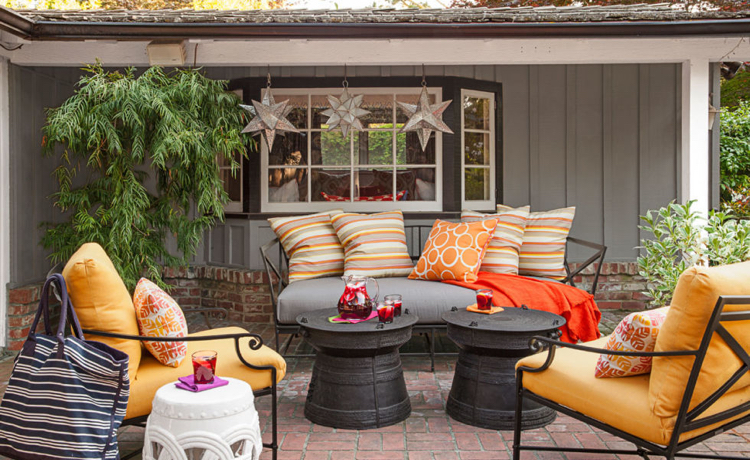 meubles-jardin-fer-forgé-coussins-couleurs-patio