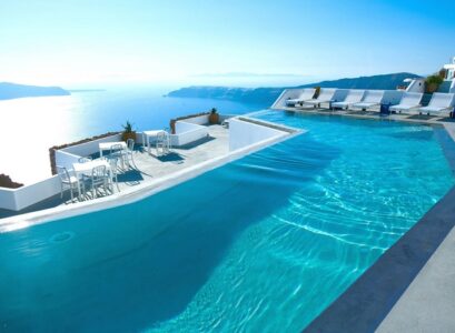 piscine-extérieure-luxe-2015-forme-géométrique-irrégulière
