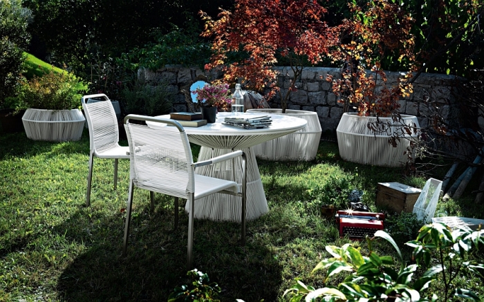 salon de jardin design italien luxe-aluminium-blanc-Varaschin
