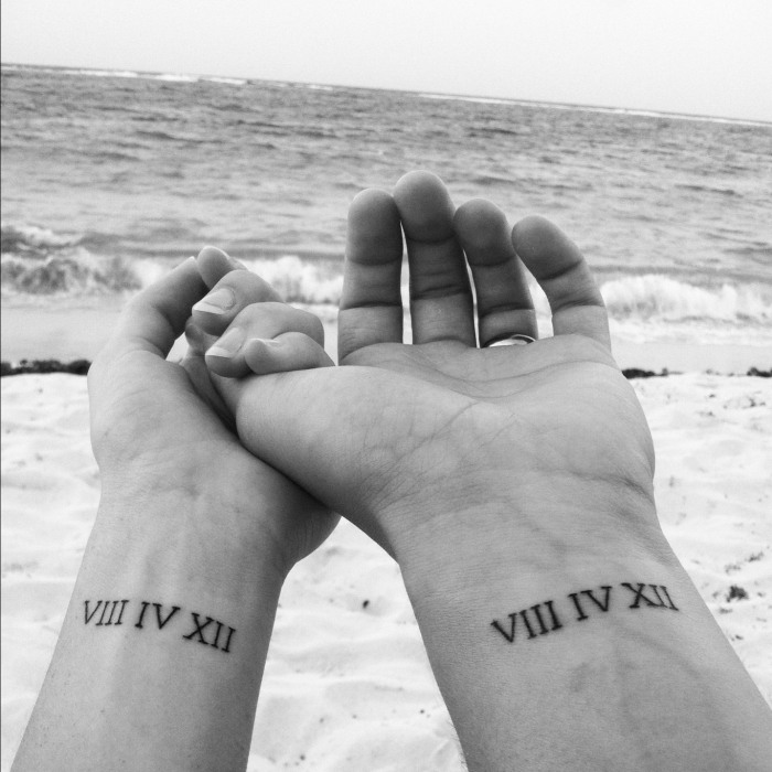 tatouage-couple-idee-originale-date-de-mariage