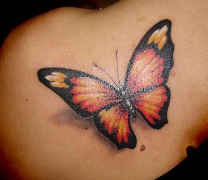 tatouage papillon idee-originale-3D-effet-multicolore