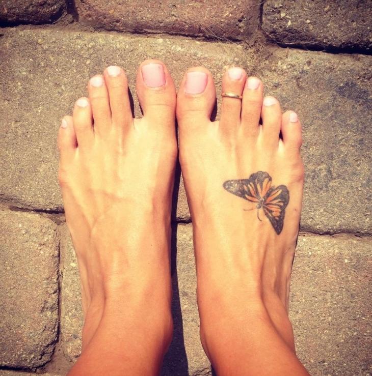tatouage-papillon-idee-originale-pieds