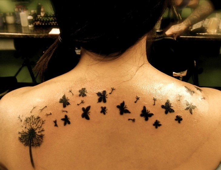 tatouage papillons idee-originale-dos